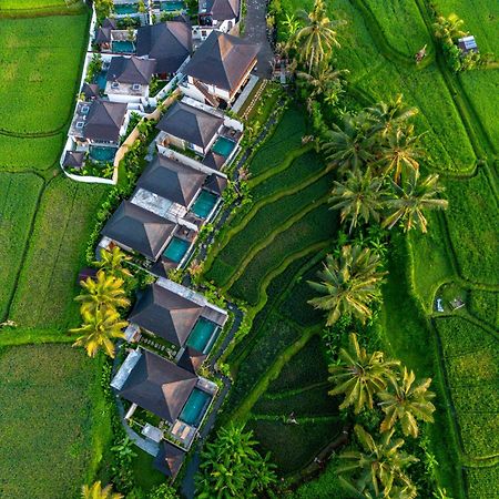 Dewi Kunti Villa تيغالالانغْ المظهر الخارجي الصورة
