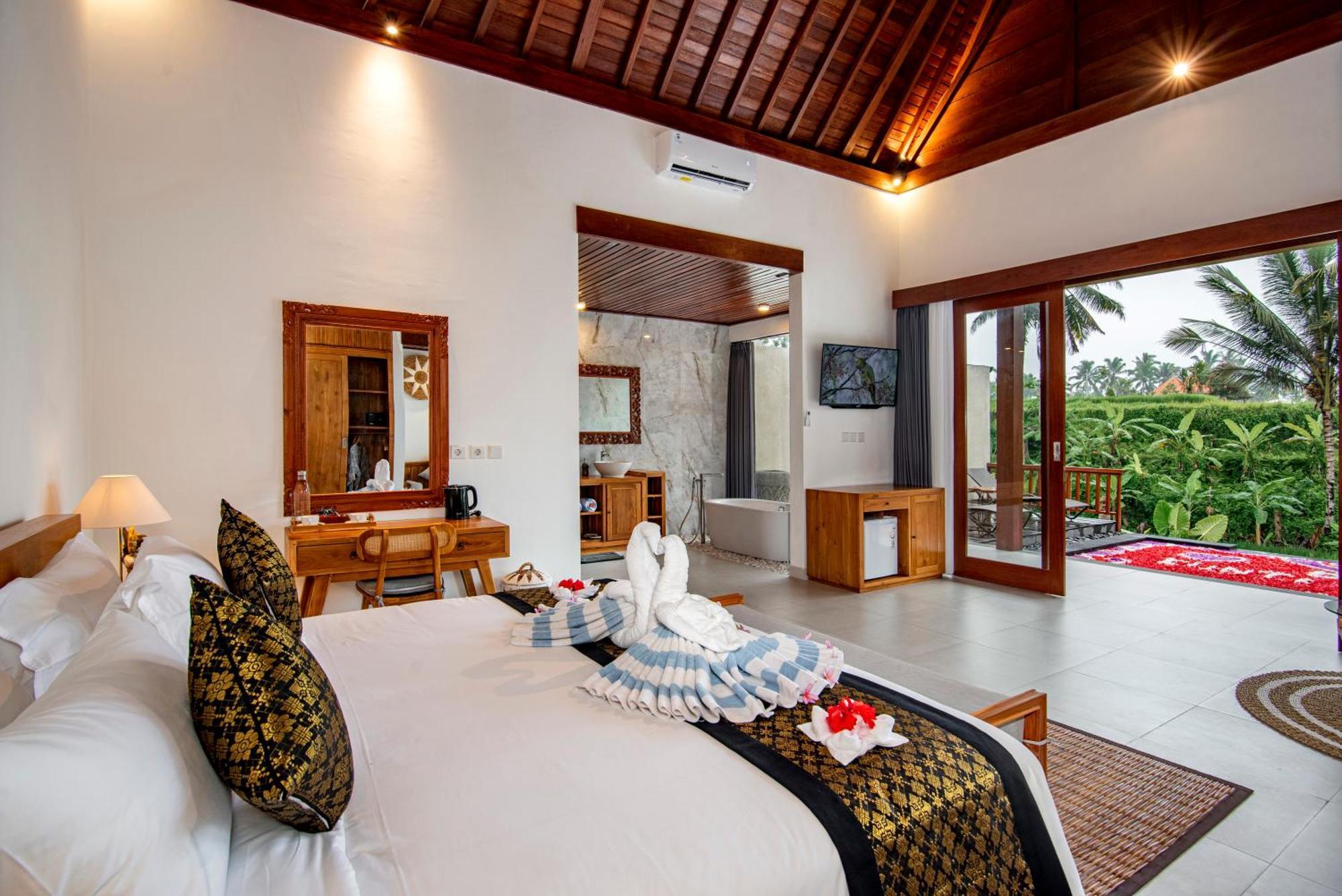 Dewi Kunti Villa تيغالالانغْ المظهر الخارجي الصورة