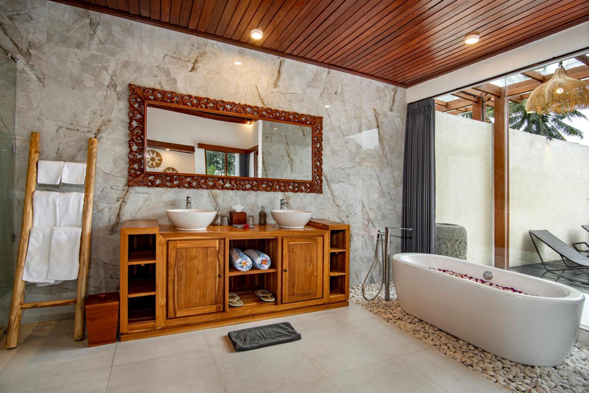 Dewi Kunti Villa تيغالالانغْ المظهر الخارجي الصورة